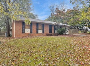 306 Christopher Dr, Gainesville, GA 30501