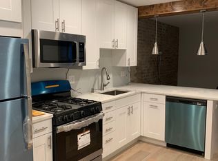 3851 N Southport Ave APT 1R, Chicago, IL 60613