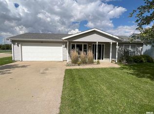 108 N Meadow Ln, Annawan, IL 61234