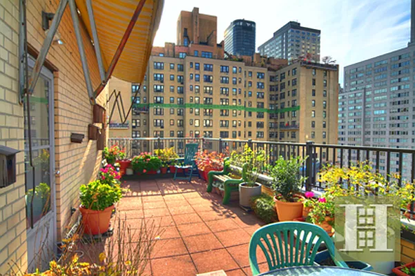 Sold by Halstead Real Estate | media 14