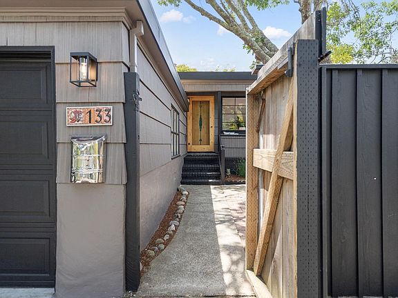 3rd image of 133 Oak Knoll Avenue
