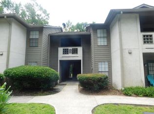 30 Mathews Dr APT 106, Hilton Head Island, SC 29926