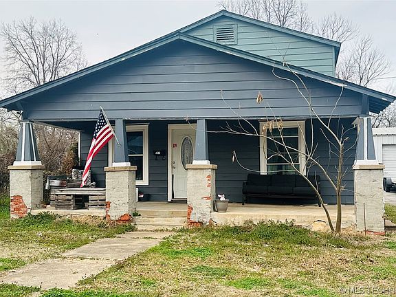 2nd image of 411 N Hodge St