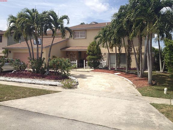 3rd image of 6881 NW 45th Ct