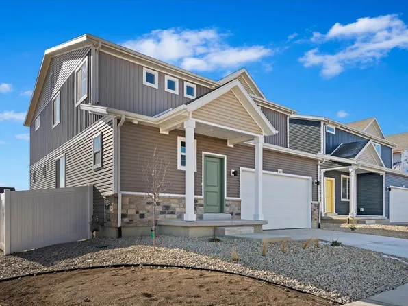 43 E Broadway Dr, Saratoga Springs, UT 84045