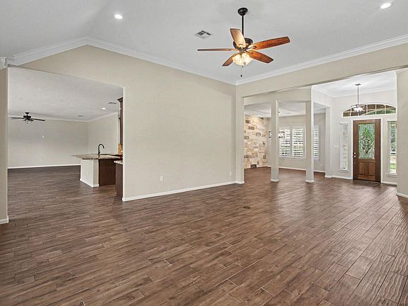 2nd image of 52 La Jolla Cir