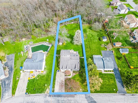 3rd image of 104 Whitney Dr