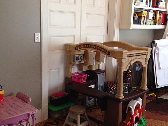 Playroom / Office / 4th Bedroom option