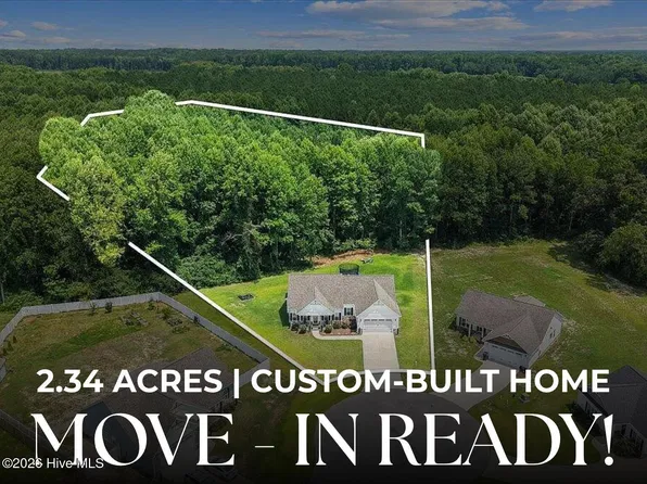 111 Oakbridge Way, Pikeville, NC 27863
