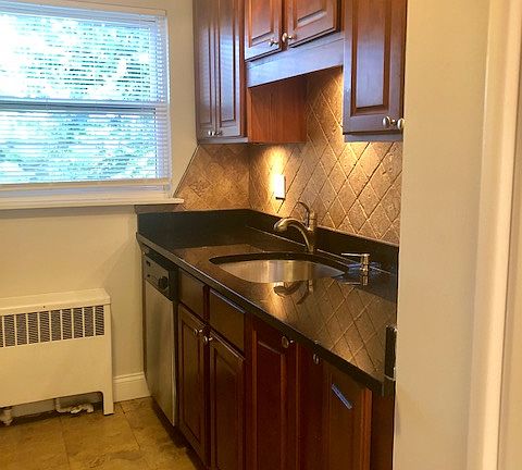 5th image of 1957 Euclid Ave APT 111
