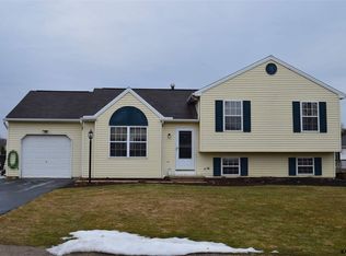 67 Cedar Ridge Ave, Felton, PA 17322