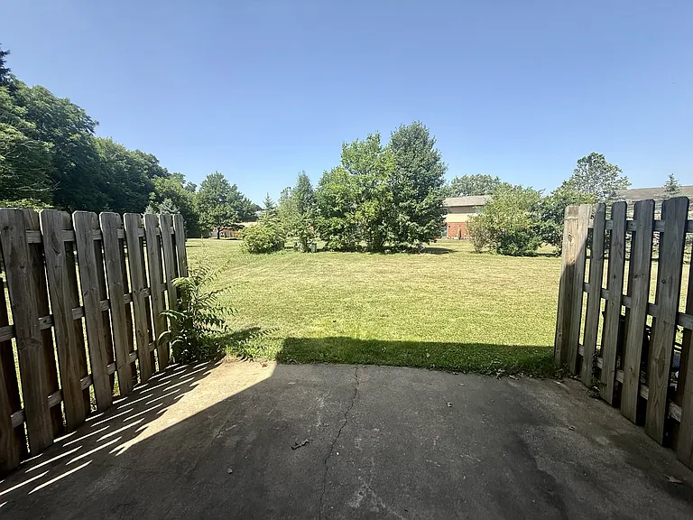 340 Cathedral St #344 — Photo 10