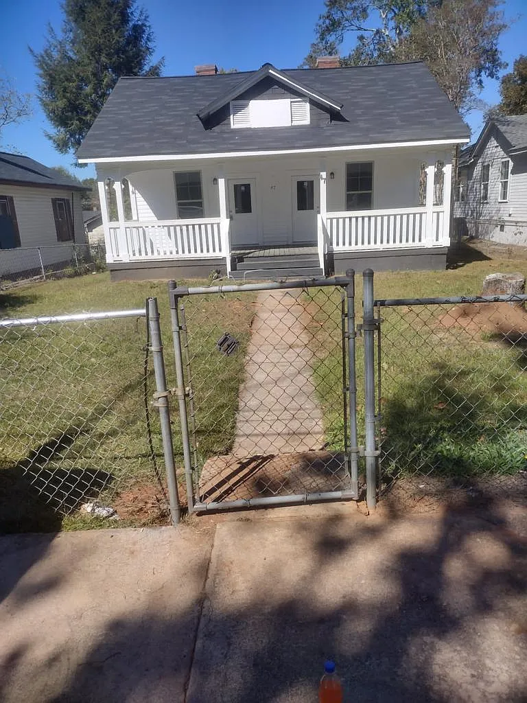 2 bed, 1460 sqft, $1,250 — Photo 3