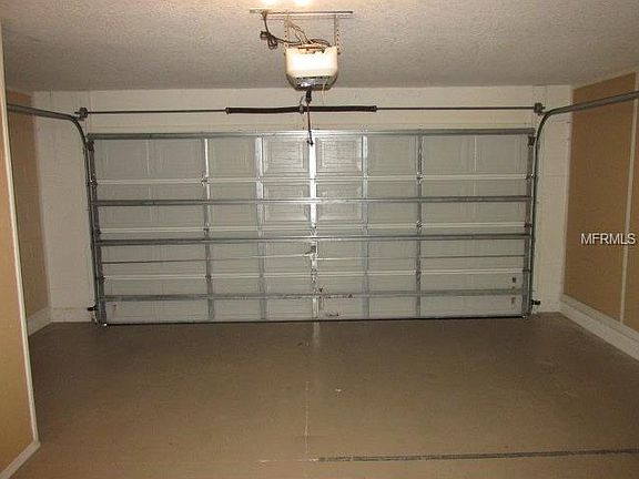 3rd image of 2547 Hassonite St