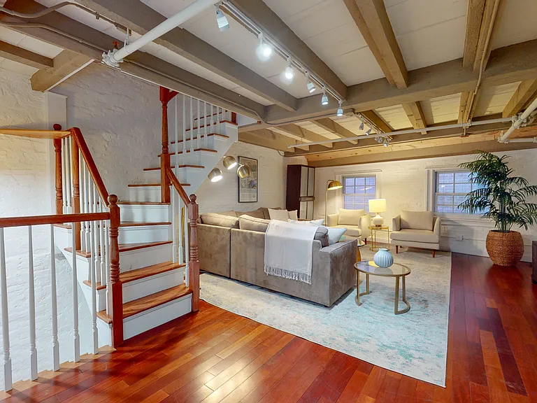 13 Union St #4 — Photo 10