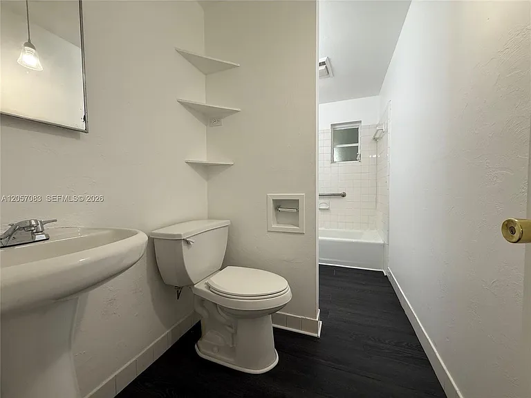7550 NW 2nd Ter #7750 — Photo 11
