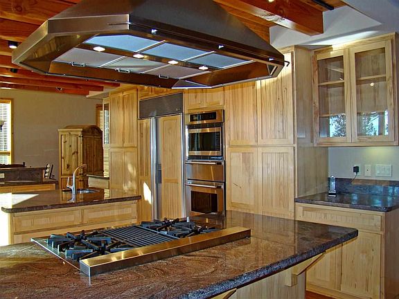3rd image of 13834 Davos Dr