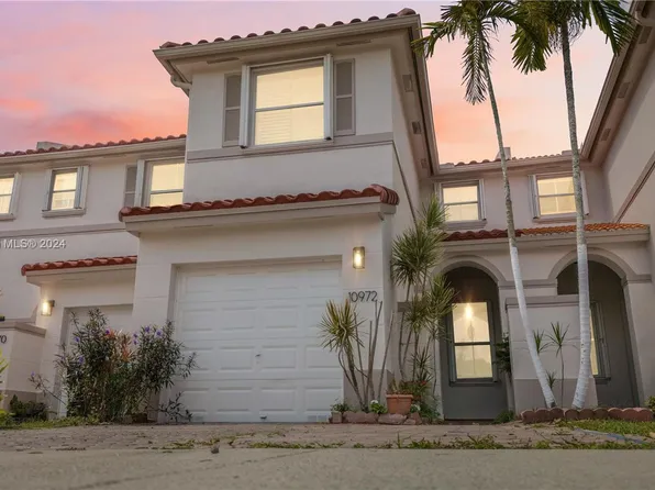 10972 NW 43rd Ter, Doral, FL 33178