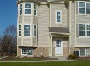 405A Parker Dr UNIT A, Genoa City, WI 53128
