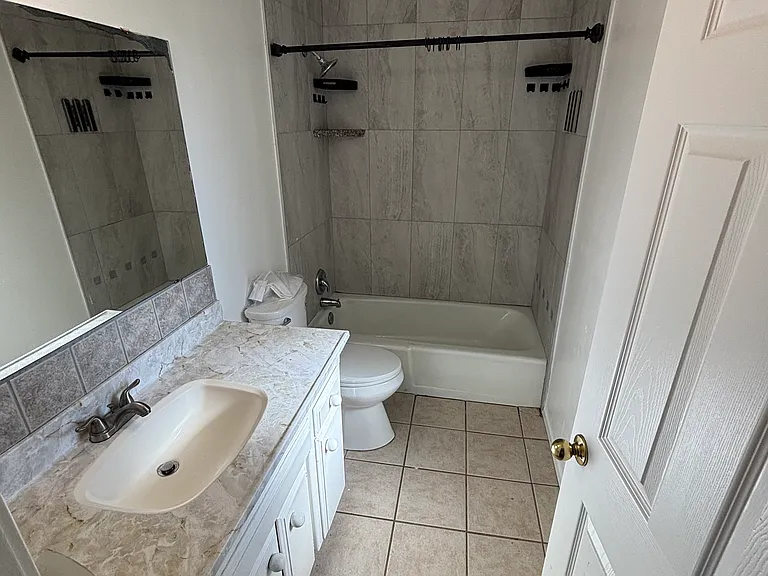 4504 N Garden Ave — Photo 9