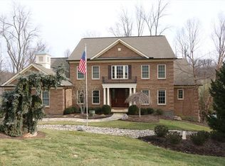 3881 Beacon Woods Dr, Cleves, OH 45002