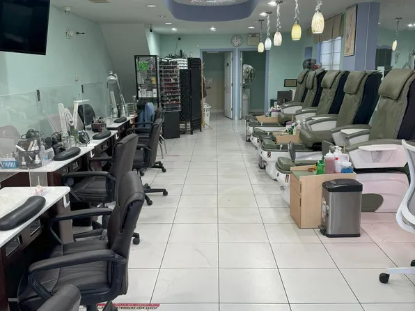 629 N White Horse Pike, Somerdale, NJ 08083