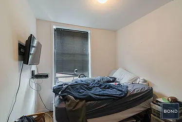 Rented by Bond New York