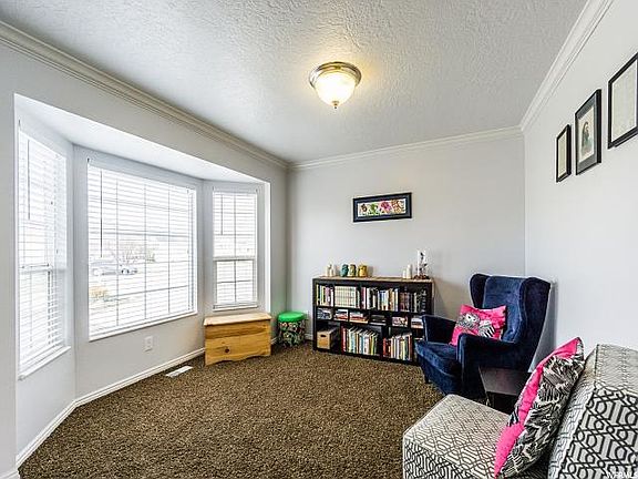 3rd image of 1539 N 2260 W