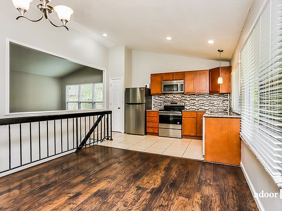 4th image of 12764 Willow Trail Dr
