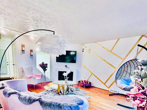 2415 Maryland Ave #B