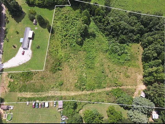 2nd image of 1032 Furnace Mountain Rd