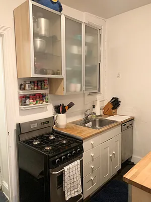 Rented by Compass | media 10