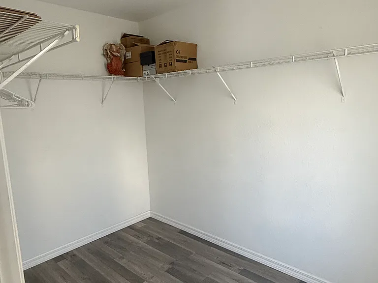 8867 Falcon Pointe Loop — Photo 31