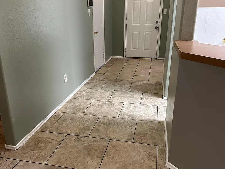 9319 Belleclaire Ln — Photo 5