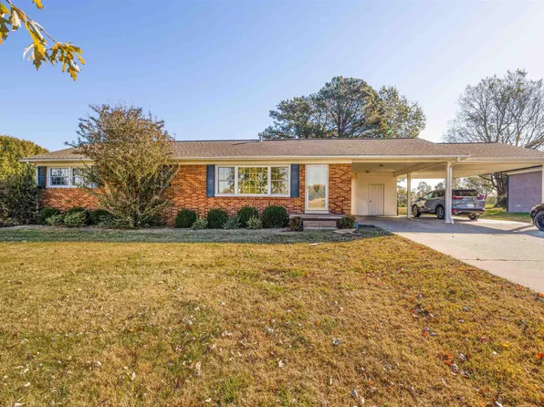 290 State Route 1820, Cunningham, KY 42035