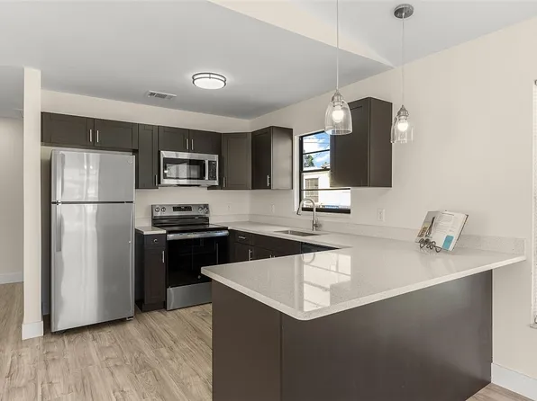 431 14th St SW, Vero Beach, FL 32962