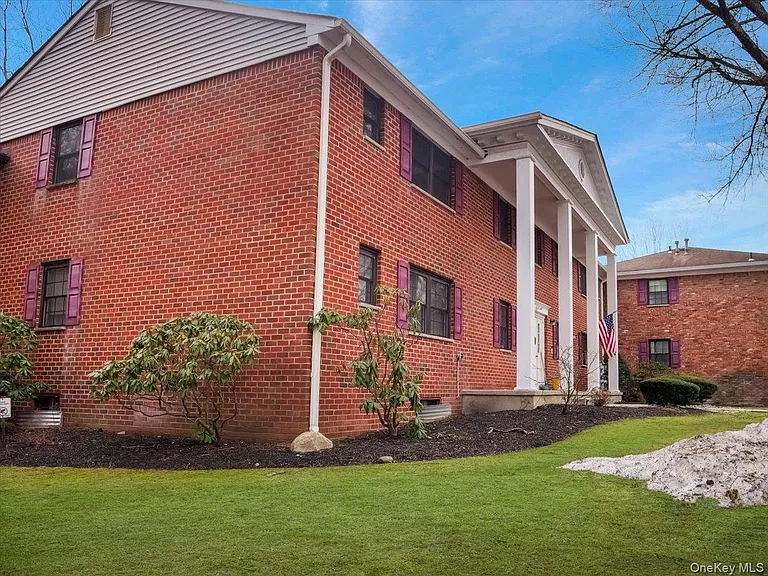 430 Somerset Dr #F — Photo 25