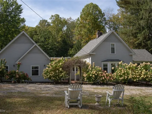 8145 Chagrin Rd, Chagrin Falls, OH 44023