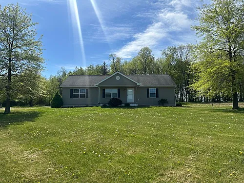 2156 Hollow Rd Photo 1