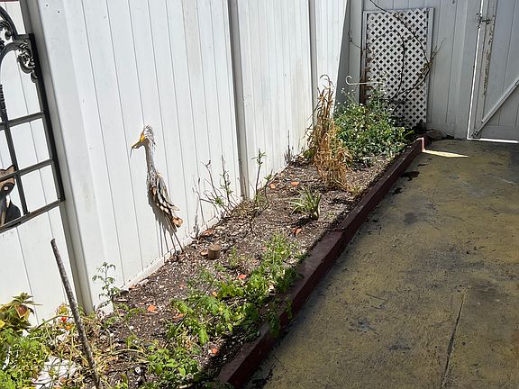 3rd image of 1102 16th St W