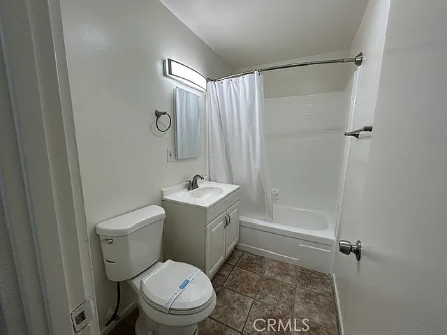 685 E Vista Chino #1 — Photo 13