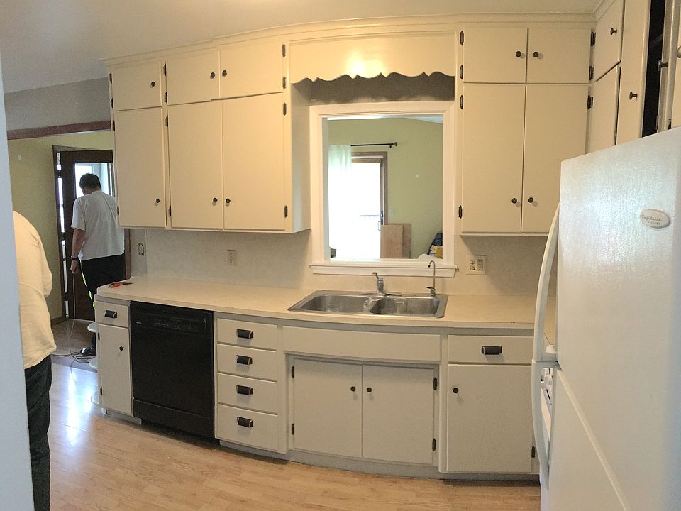 2nd image of 1019 Seminole Ave