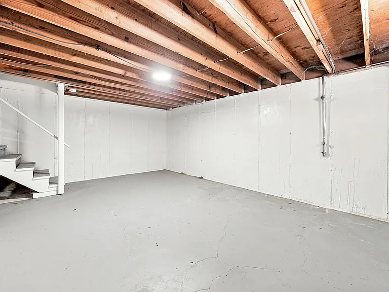 2216 Jackson Dr — Photo 30