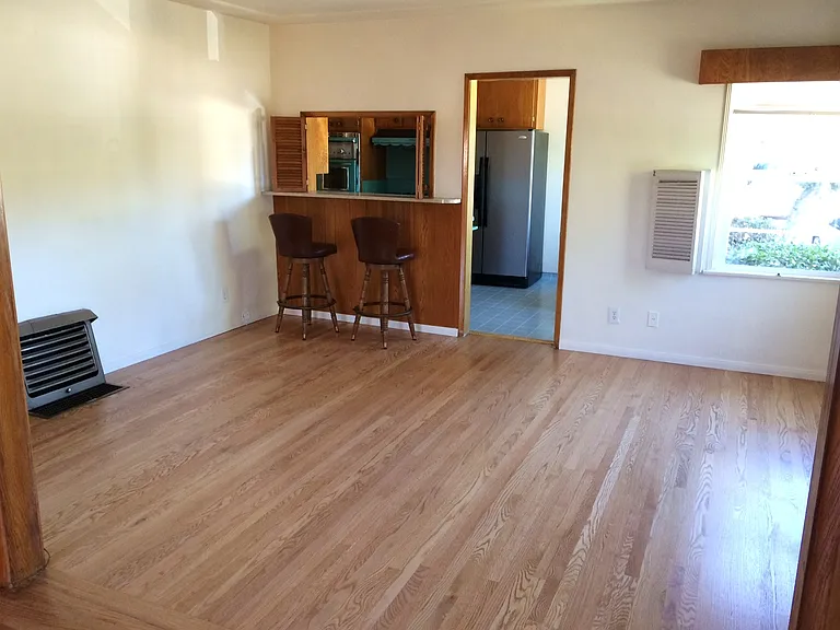 4327 Finley Ave — Photo 5