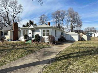 1319 Maple St, Quincy, IL 62301