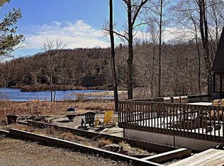 402 Alan A Dale Dr, Becket, MA 01223