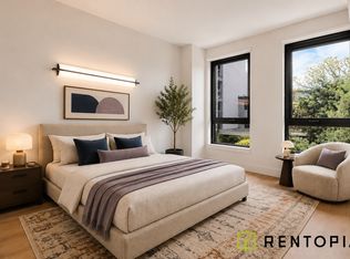 130 Hope St APT 619, Brooklyn, NY 11211