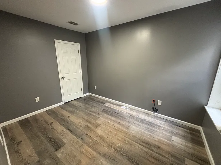 1717 Fontain St — Photo 18