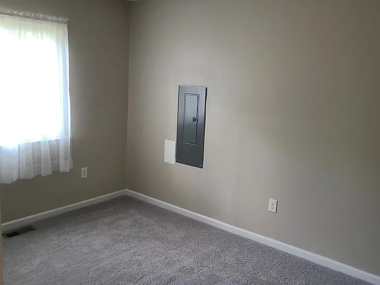 605 Marie Dr — Photo 20