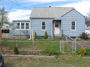 24 Paul Ave, Chicopee, MA 01020